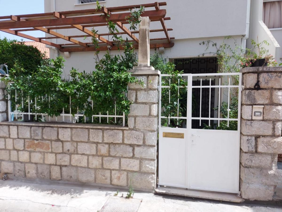 Apartment And Rooms Lapad Dubrovnik Luaran gambar